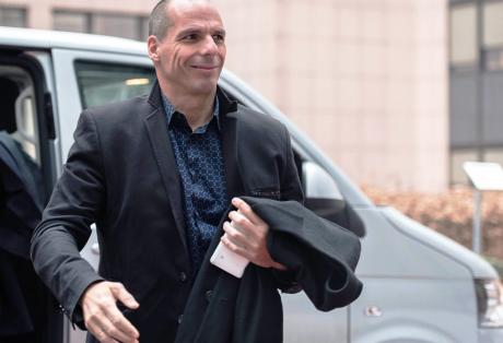 varoufakis out smile 0