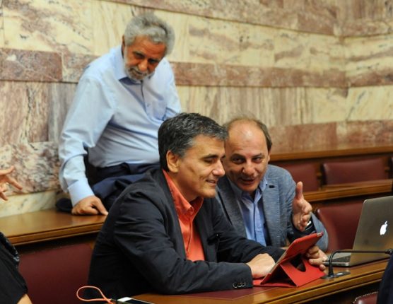 tsakalotos 28