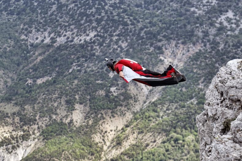 ολλανδός ronald overdijk φαράγγι βίκος wingsuit