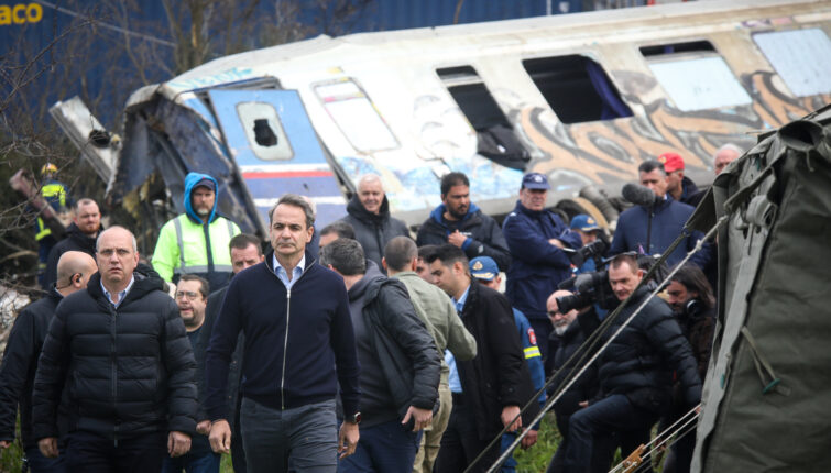 ΕΚ - Μητσοτακης Τεμπη